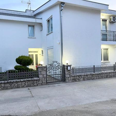 Kasneci Apartments ウルツィニ エクステリア 写真