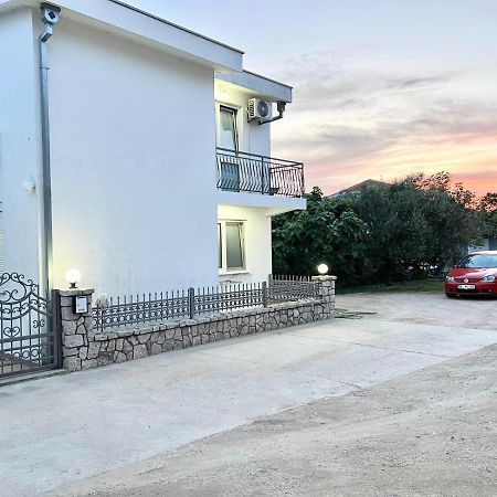 Kasneci Apartments ウルツィニ エクステリア 写真