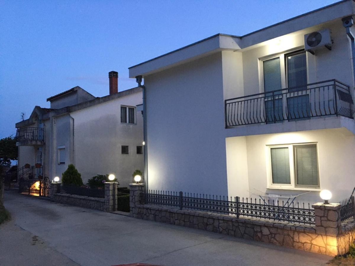 Kasneci Apartments ウルツィニ エクステリア 写真