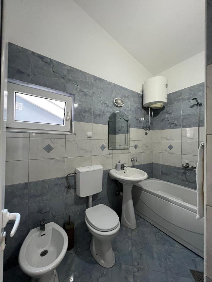 Kasneci Apartments ウルツィニ エクステリア 写真